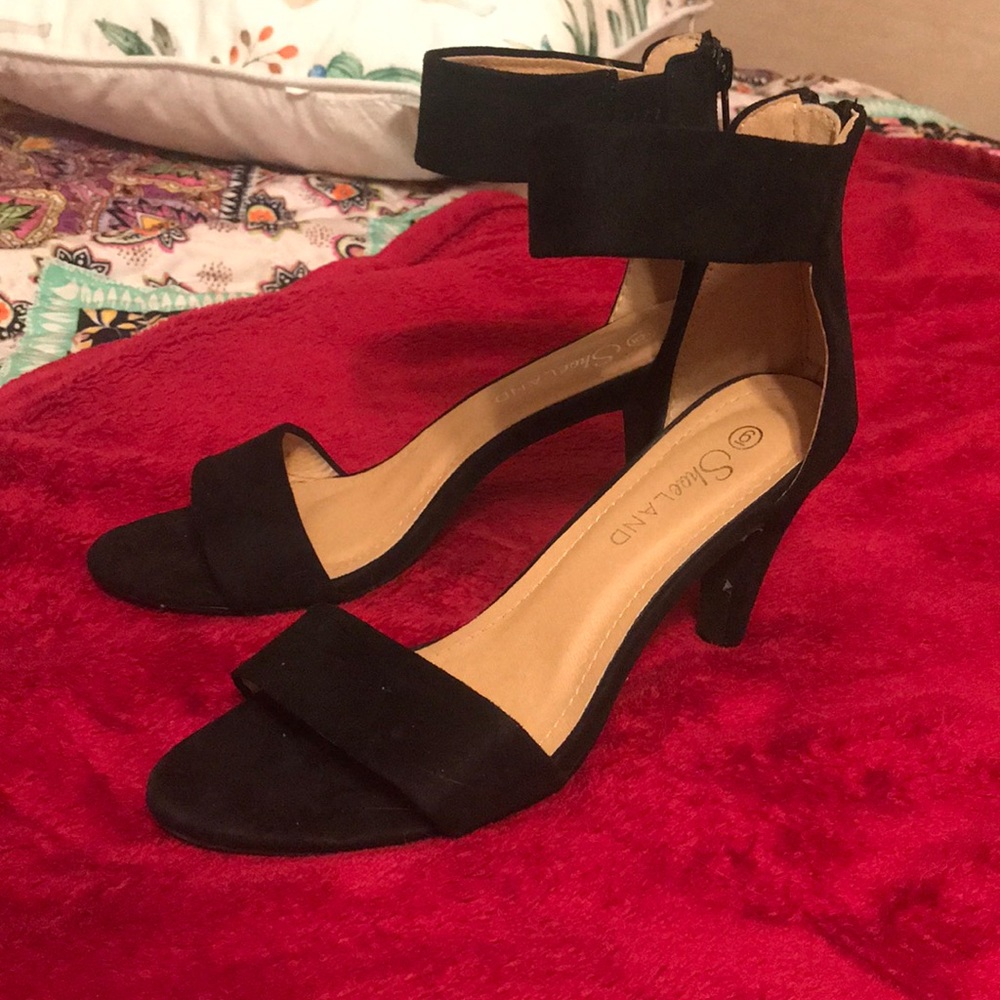 Black heels